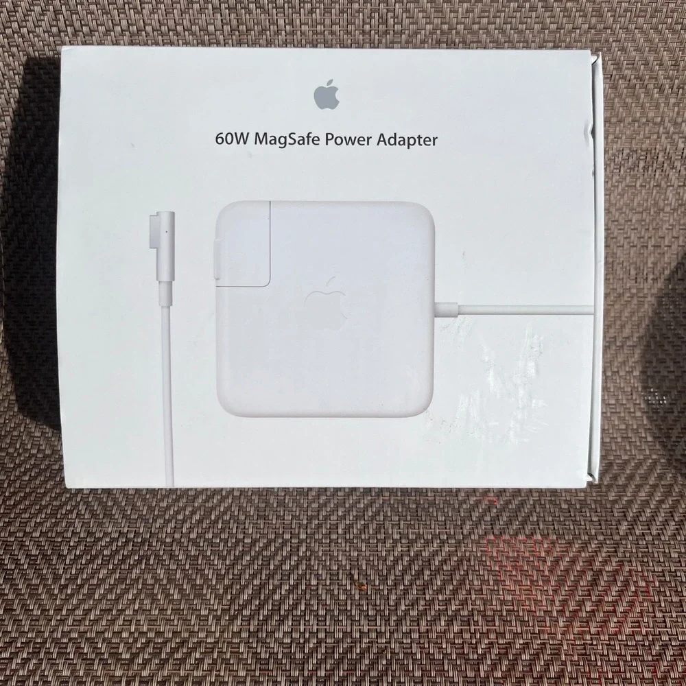 Apple 60W MagSafe Power Adapter MacBook Pro 13 L-Style Connector White MC461LL/A